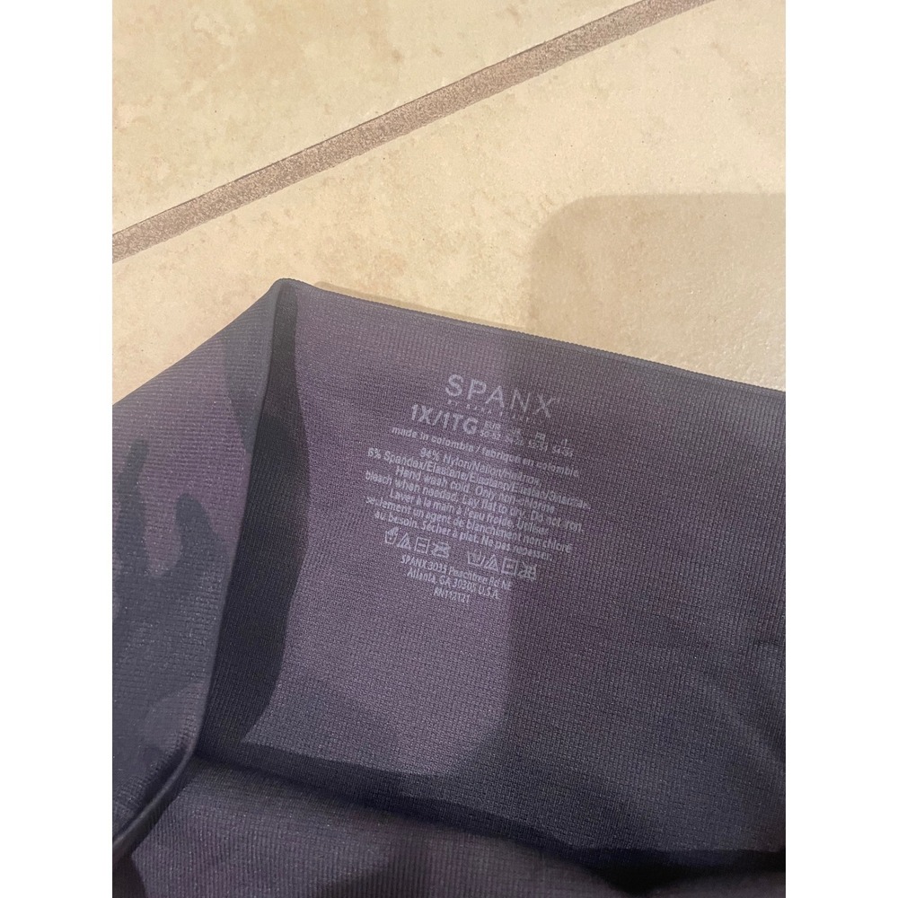 Spanx Look At Me Now Seamless Leggings Camo Black Charcoal Women 1X Plus Size - Picture 2 of 3